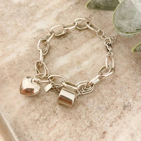 925 Sterling Silver Heart Link Bracelet Chunky Statement Bracelet Heart Charm - Picture 4 of 10